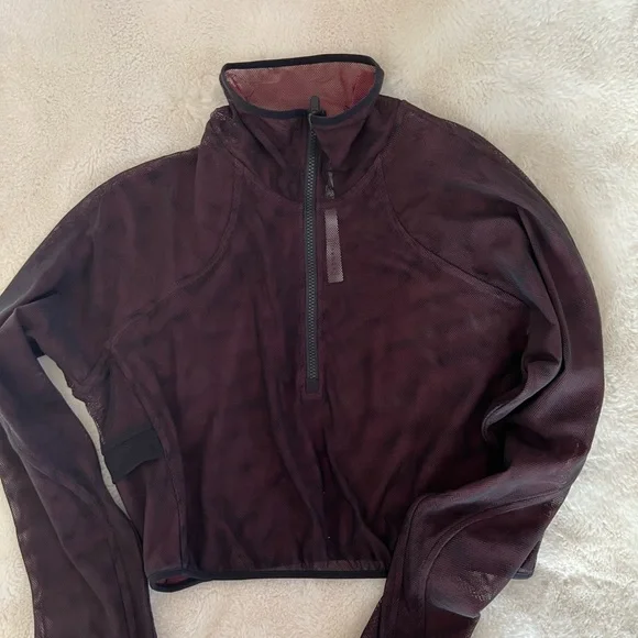 Lululemon Reversible Mesh 1/2 Zip - Picture 3 of 7